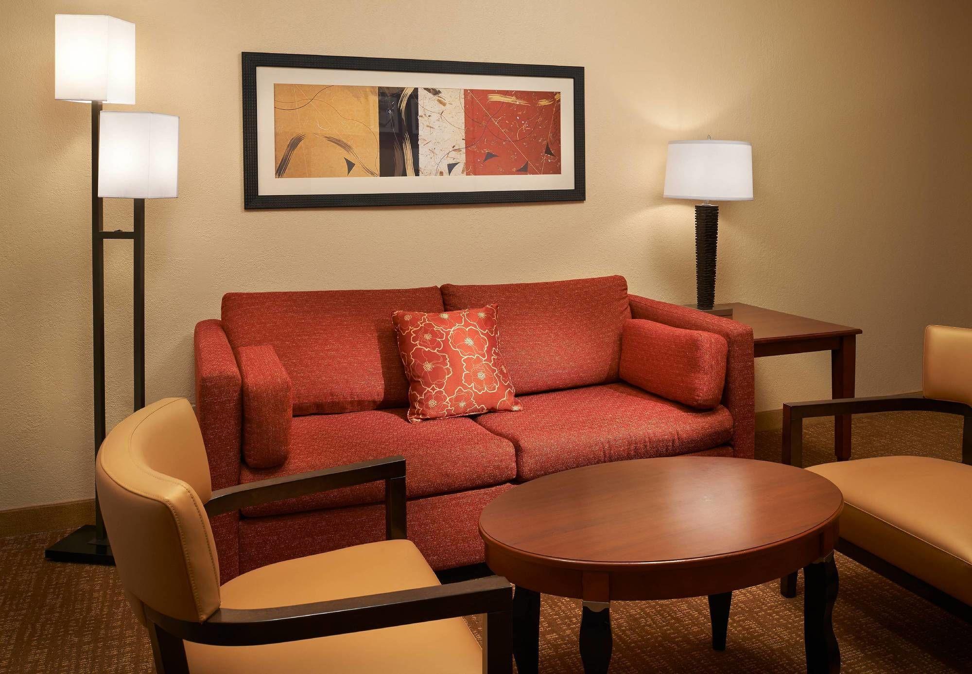 Hotel Courtyard By Marriott Indianapolis Castleton Exterior foto