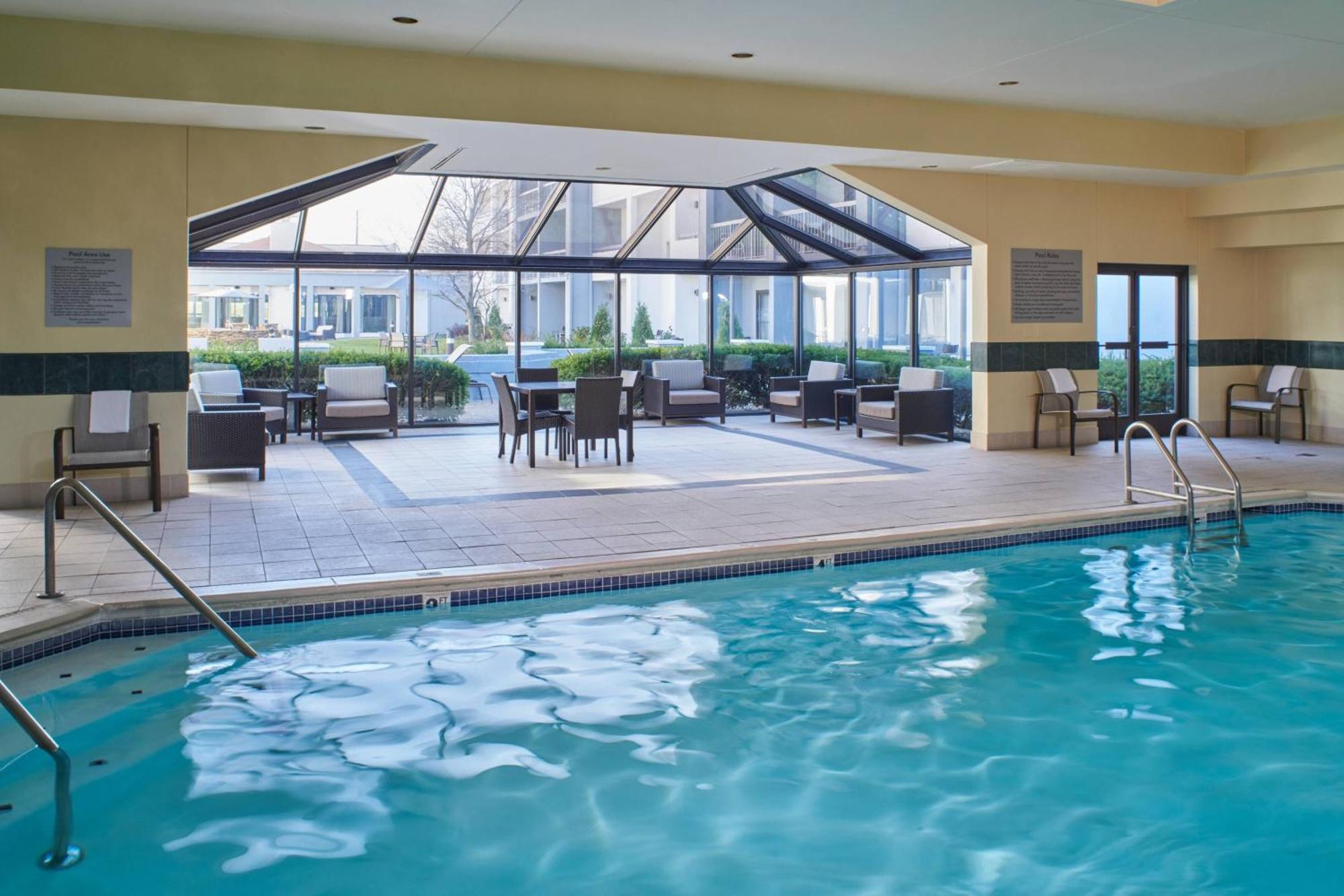 Hotel Courtyard By Marriott Indianapolis Castleton Exterior foto