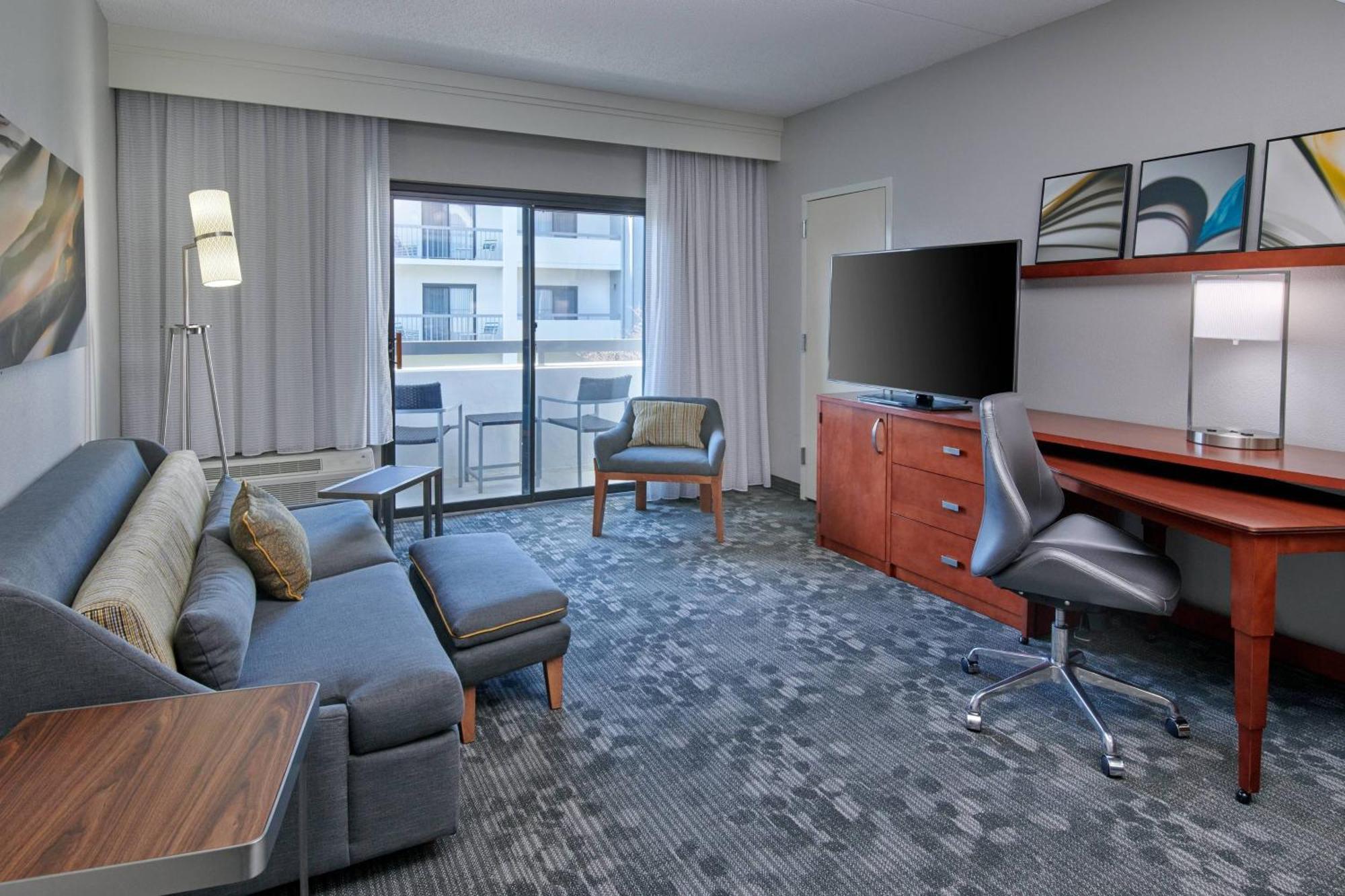 Hotel Courtyard By Marriott Indianapolis Castleton Exterior foto
